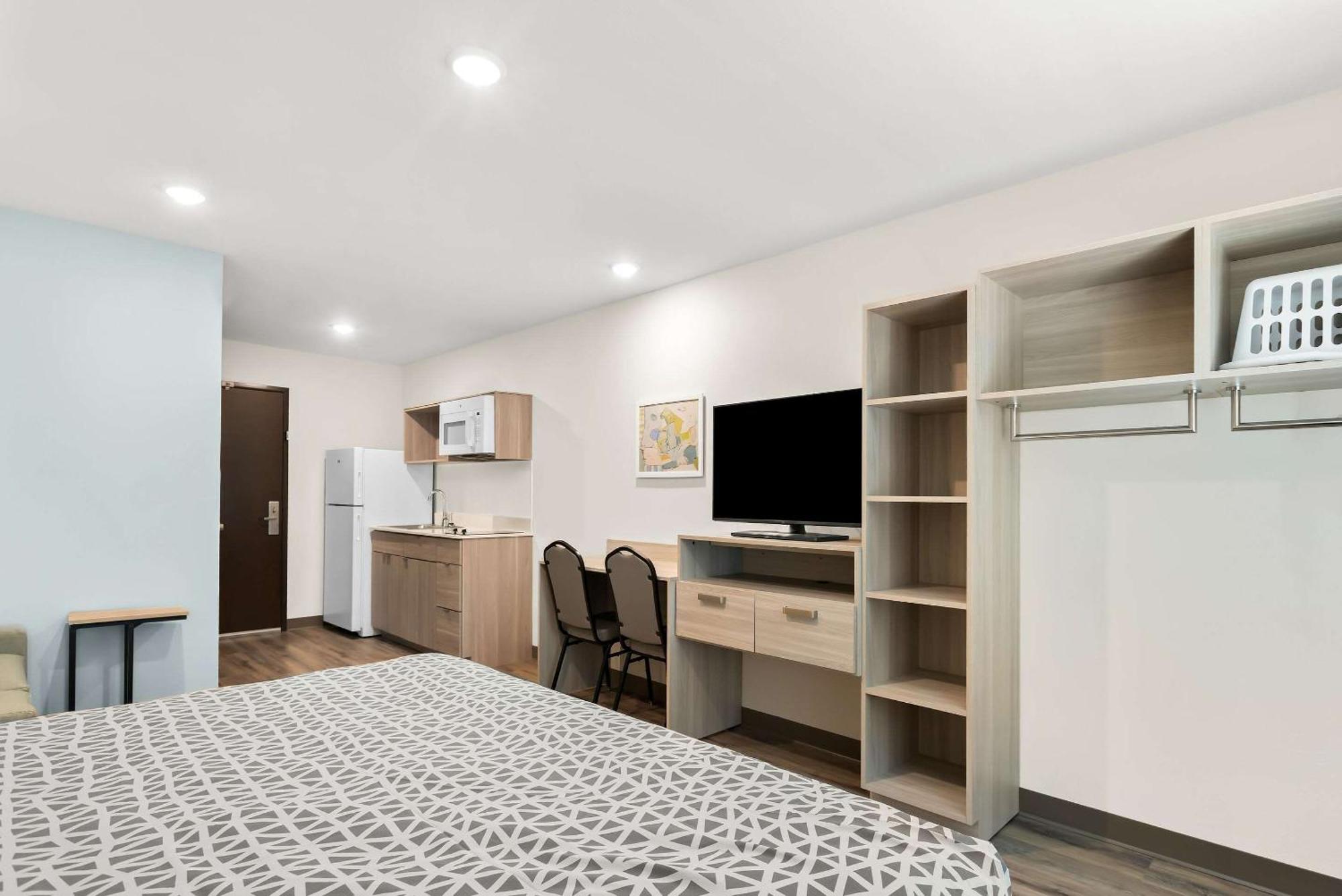 Woodspring Suites Savannah West Chatham Parkway Kültér fotó