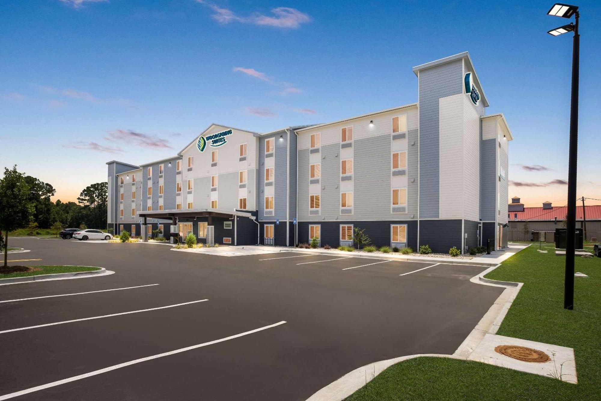 Woodspring Suites Savannah West Chatham Parkway Kültér fotó