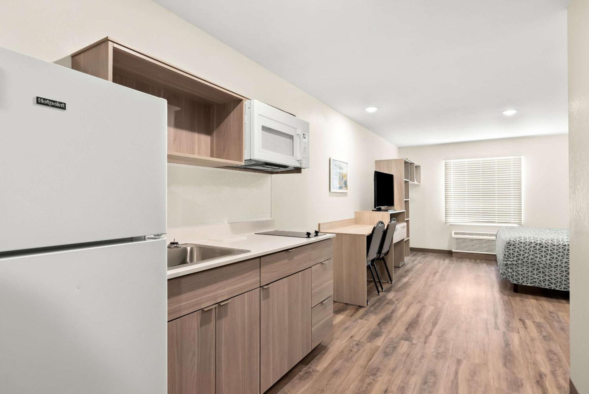 Woodspring Suites Savannah West Chatham Parkway Kültér fotó